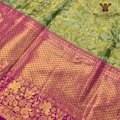 Dual-tone combination of olive green / pista green Saree