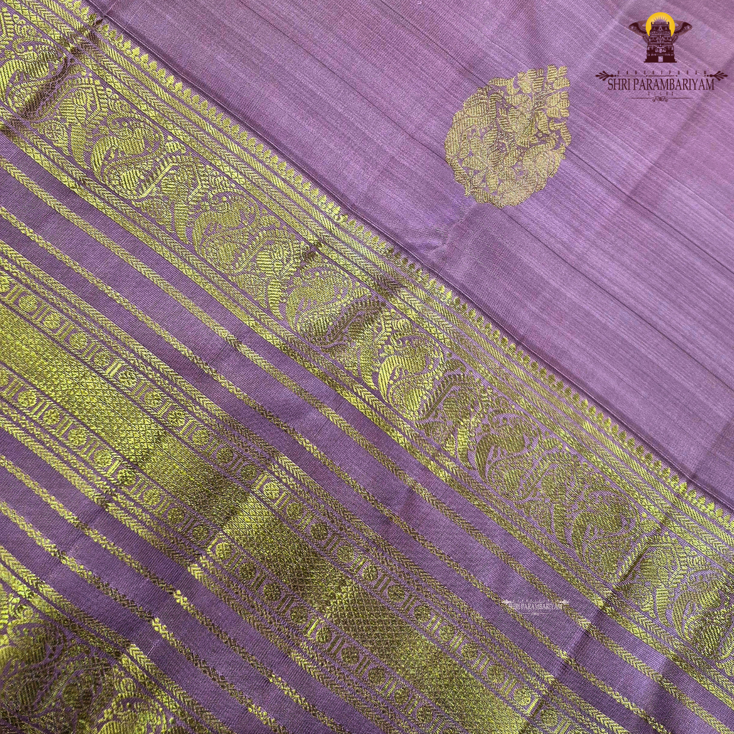 A vintage Rose Pink / Dusty Mauve Pink with an elegant silk sheen Saree