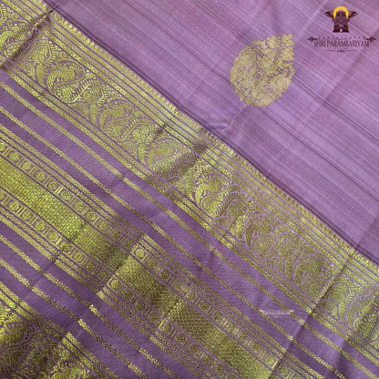 A vintage Rose Pink / Dusty Mauve Pink with an elegant silk sheen Saree