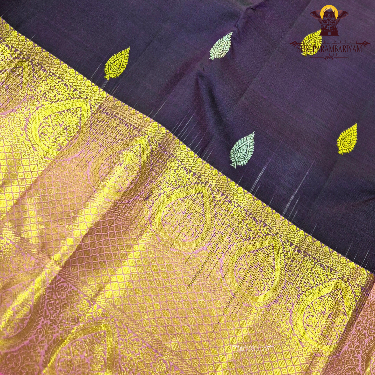 Royal Deep Violet / Purple body with a contrasting Pink border and pallu Saree