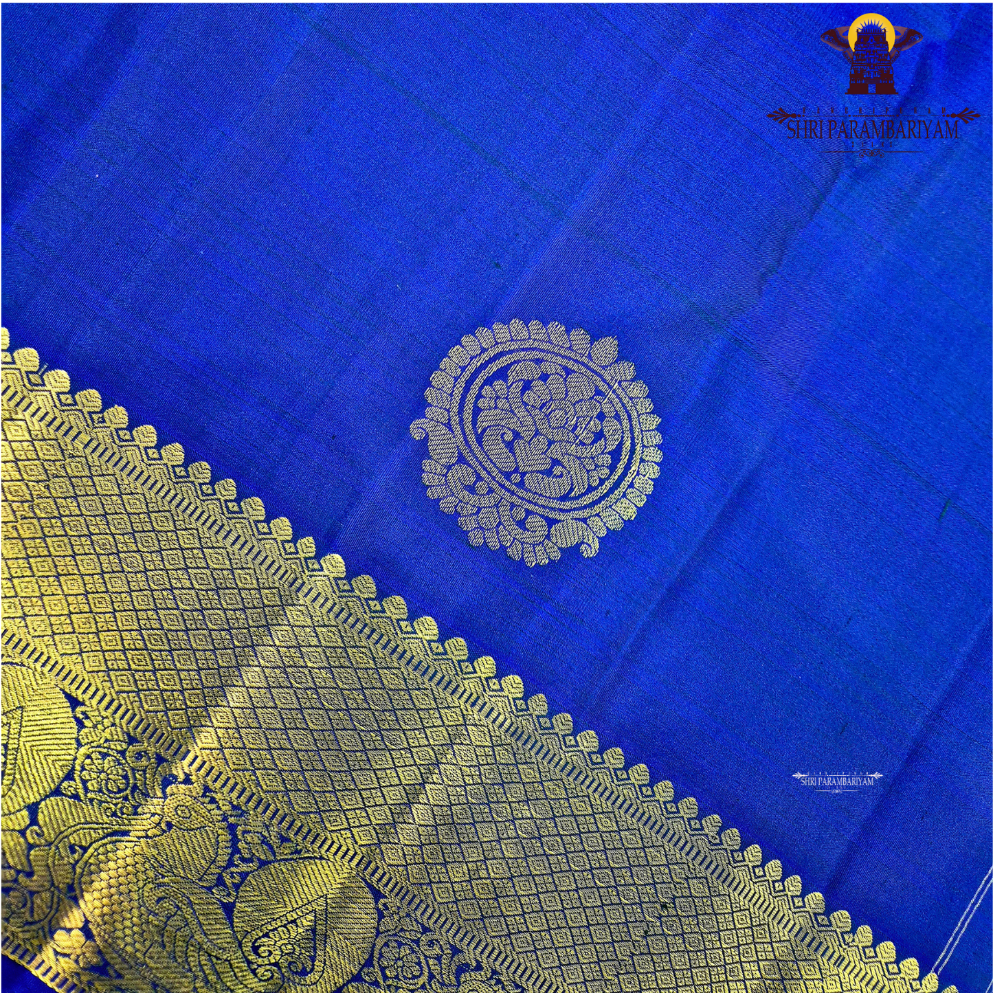 A elegant royal blue Saree