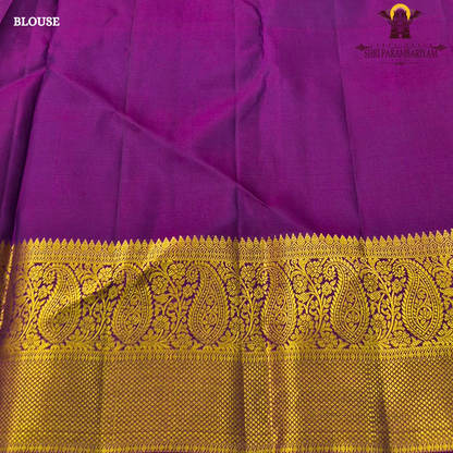 Rich royal purple body that exudes elegance and grandeur Saree