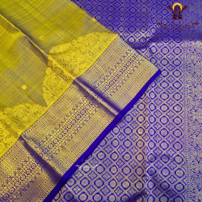 A beautiful dual-tone shade of muted lavender with a golden mustard tint Saree