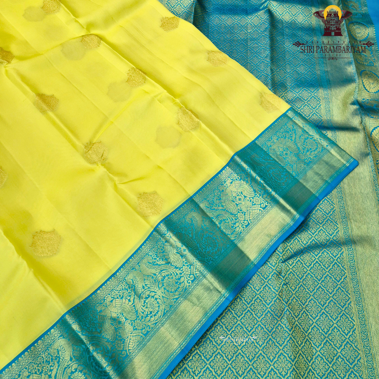 A bright and graceful lemon yellow body highlighted Saree