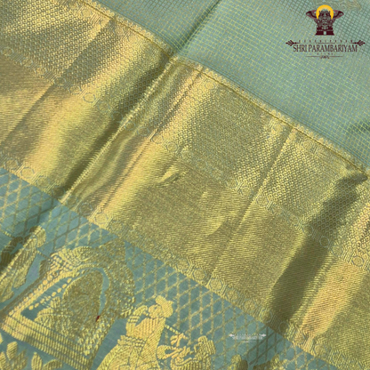 A refreshing blend of pastel pista green / mint green body paired Saree