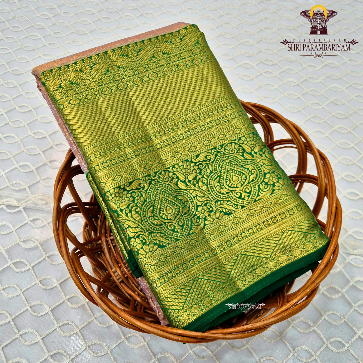 Soft pastel lavender / light mauve with Rich parrot green Border Saree