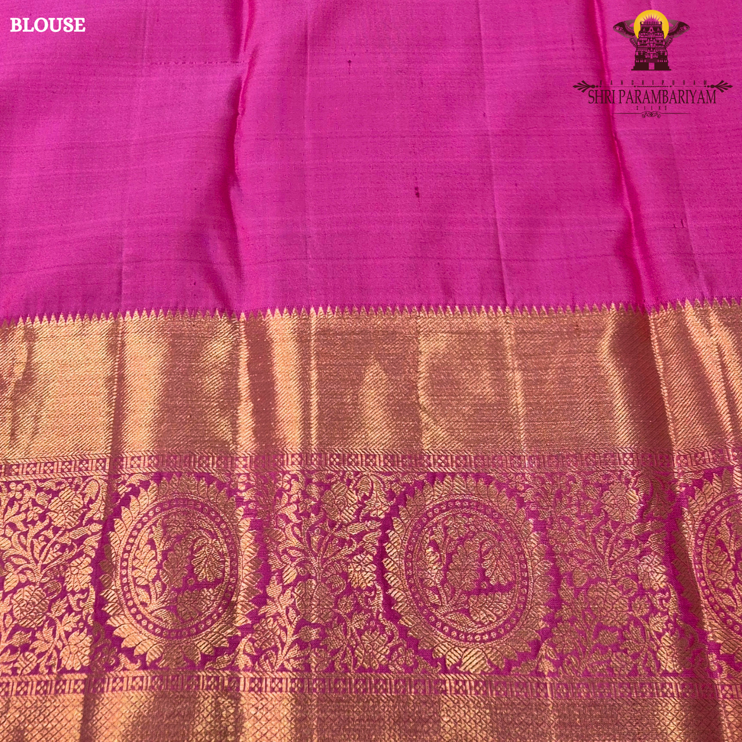 A rich dual-tone combination with a deep teal green body, contrasted Saree